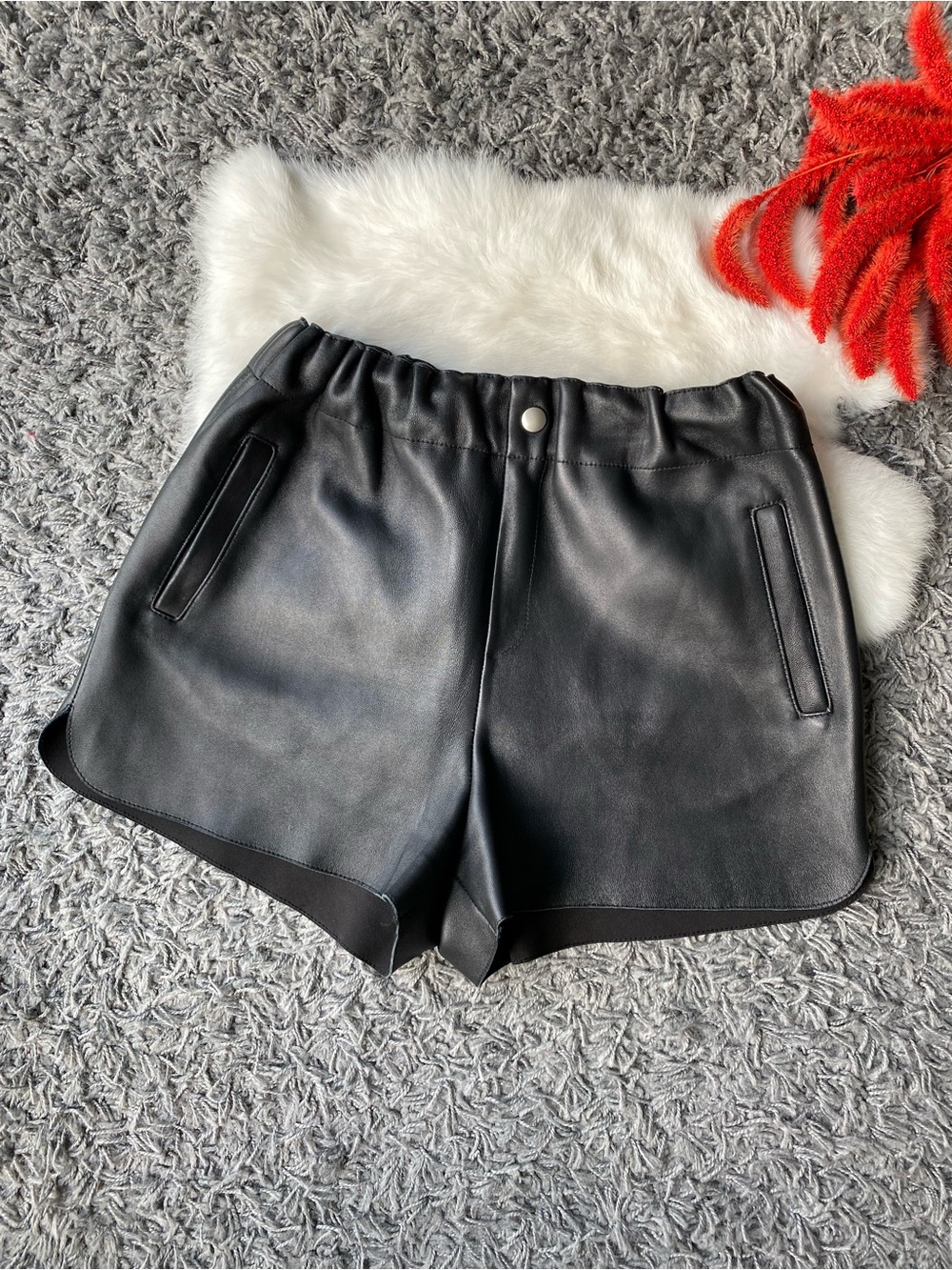 Black Leather Pull-On Shorts with Elastic Waist
